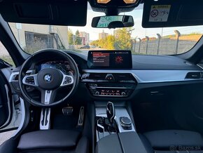 BMW Rad 5 Touring 530d xDrive M-Sportpaket - 17