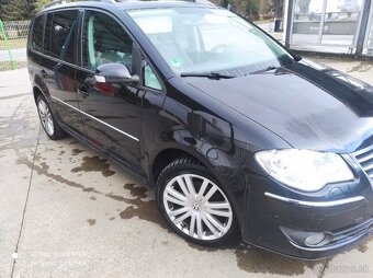 Volkswagen Touran 2.0TDI.2008r. - 17