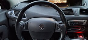 Renault Megane scenic - 17