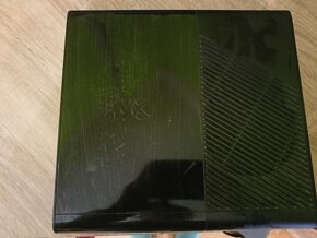 Xbox 360 E - 17