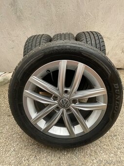 DUNLOP 205/55R16 + 5x112 VW - 17