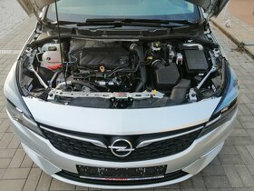 Opel Astra 1.2 Turbo benzín 81kw Full Led - 17