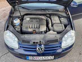 Volkswagen golf V 1,6 75kw - 17