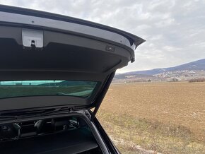 ŠKODA KODIAQ SPORTLINE DSG 140 kw 4x4 WEBASTO BLACK EDITION - 17