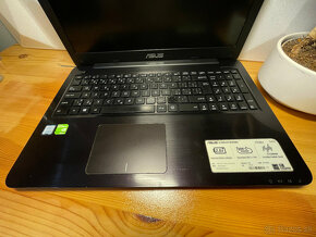 Notebook Asus F556U - 17