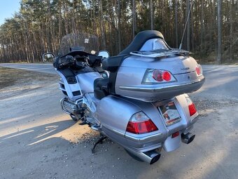 Honda Goldwing GL1800 - 17