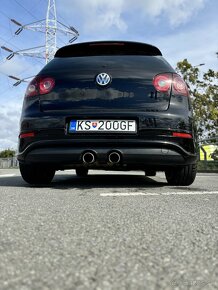 VW Golf R32 - 17