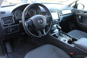 Volkswagen Touareg 3,0 TDi V6 193 kW 4MOTION - 17