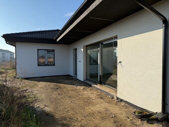 4 izbová NOVOSTAVA rodinného domu Bungalov, Zeleneč - 17