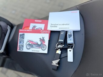 Honda Forza 125 Red 1.majitel Stav novej motorky - 17