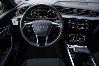 Audi E-tron 50 quattro - 17