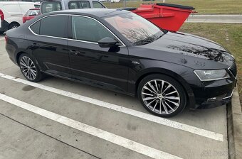 Škoda superb Laurin&Klement 2.0 TDi 140kw DSG 4X4 - 17