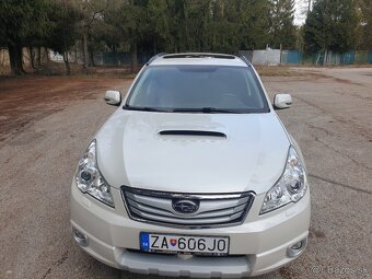 Subaru Outback 2.0 D - 17