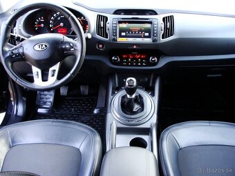 KIA SPORTAGE 2.0 CRDI 4X4 PLATINIUM - 17