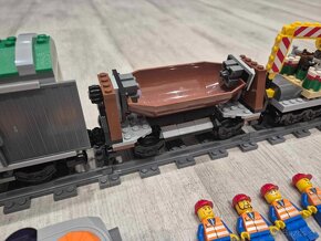 LEGO VLAK 3677 Red Cargo Train - 17