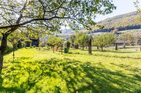 NA PREDAJ ZREKONŠTRUOVANÝ veľký RODINNÝ DOM vo Veľkej Lodine - 18