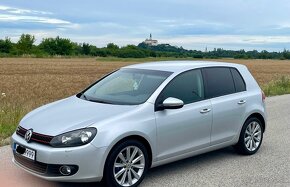 VOLKSWAGEN GOLF 6 1,6 tdi 77 kw CAYC HIGHLINE TOP STAV - 18