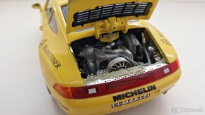 1:18 PORSCHE 911 993 MT - 18