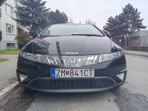 Honda Civic. - 18