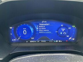 Kuga Plugin Hybrid - 18