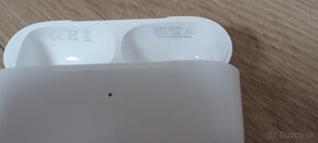 Apple AirPods - 18