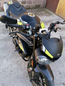 TRIUMPH Speed Triple RS 4/2021 - 18