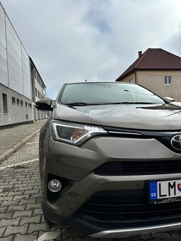 Toyota RAV4 2.0 D-4D - 18