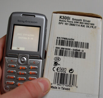 Sony Ericsson K300i s krabicou - 18