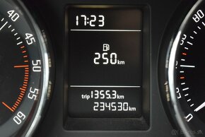 Škoda Superb 2,0 TDI CR,NAVI,serviska, - 18