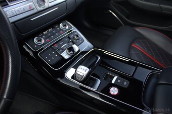 Audi S8 PLUS Quattro AT8 (610k) - 18