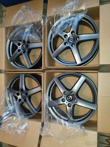 Sx4 quashkai x-trail juke 5x114,3 r17 duster kangoo crv cx5 - 18