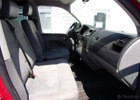 Volkswagen Transporter 2,5 TDi 6 míst nafta manuál 96 kw - 18