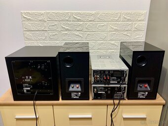 Yamaha R-840 + Yamaha CD-640 + Yamaha NS-BP300 + Yamaha SUB - 18