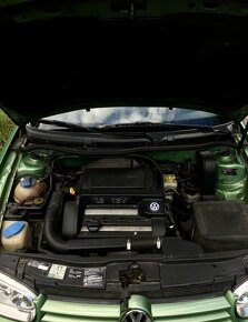 Volkswagen Golf IV. 1.6 16V - 18