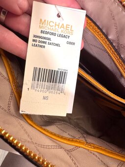 Michael Kors kabelka. Original, koža - 18