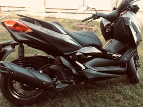 Yamaha XMax Tech max 125 - 18