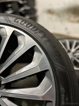 Nepoužitá letná sada 5x112 R21 , 265/45/21 Audi Q8 / Etron - 18