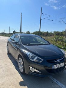 Hyundai i40 blue Sedan 2012 - 18