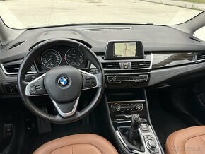 BMW 218D Gran Tourer Luxury line - 18