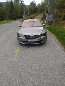 Škoda Superb Combi 2,0Tdi Style Plus - 18