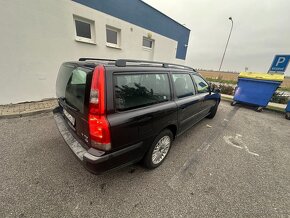 Volvo V70 2,4 D5 120KW - 18