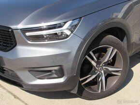 Volvo XC40 D4 R-Design AWD A/T - 18