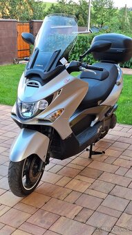 KYMCO Xciting 300i - 18