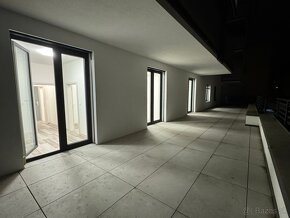 Na prenájom priestory  STAR Residence v Nových Zámkoch - 18