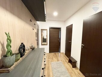 NA PREDAJ: 3 IZBOVÝ BYT, 60M2, PO REKONŠTRUKCII, DUNAJSKÁ ST - 18