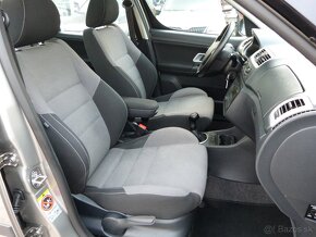 Škoda Roomster 1.6 16V Sport + Panoráma  - 18