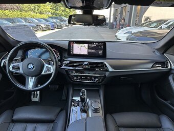 BMW 530e xDrive - 18