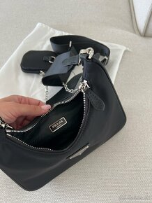 Prada re edition kabelka - 18