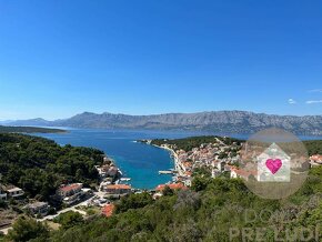 CHORVATSKO/BRAČ - Stavebný pozemok 150m od krásnej pláže - 18