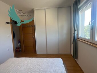 Na predaj apartmán s výhľadom na more v Chorvátsku na ostrov - 18